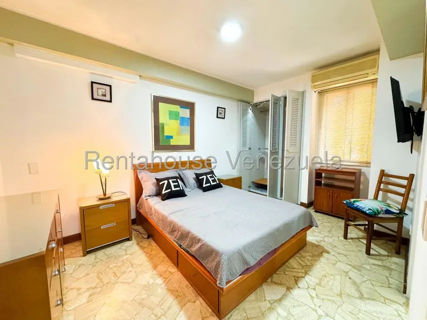 Apartamento (1 Nivel) en Alquiler en El Rosal, Distrito Metropolitano - 22