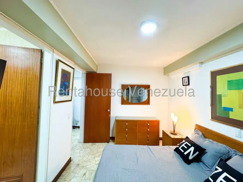 Apartamento (1 Nivel) en Alquiler en El Rosal, Distrito Metropolitano - 27