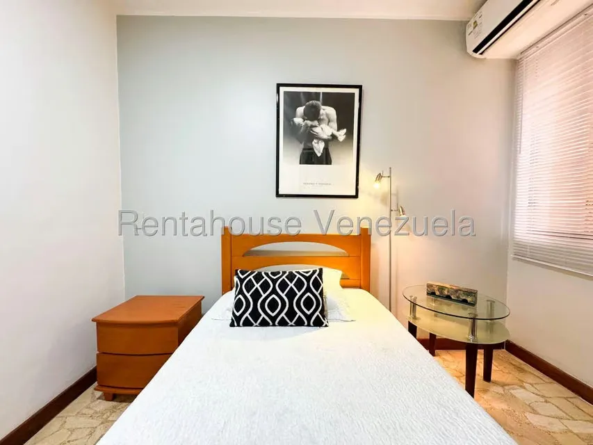 Apartamento (1 Nivel) en Alquiler en El Rosal, Distrito Metropolitano - 29