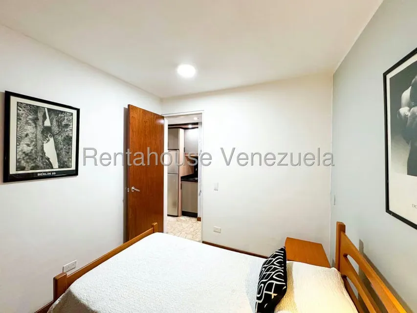 Apartamento (1 Nivel) en Alquiler en El Rosal, Distrito Metropolitano - 30