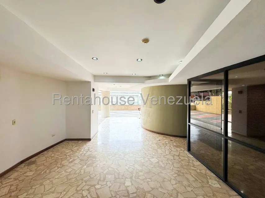 Apartamento (1 Nivel) en Alquiler en El Rosal, Distrito Metropolitano - 45