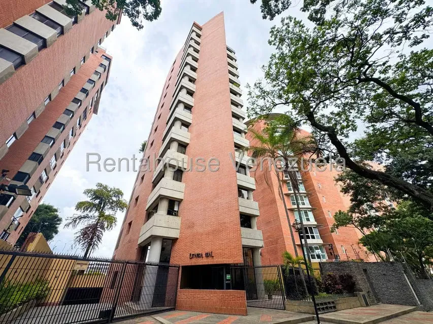 Apartamento (1 Nivel) en Alquiler en El Rosal, Distrito Metropolitano - 46