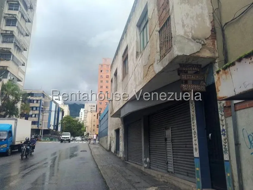 Terreno (Comercial) en Venta en El Recreo, Distrito Metropolitano - 2