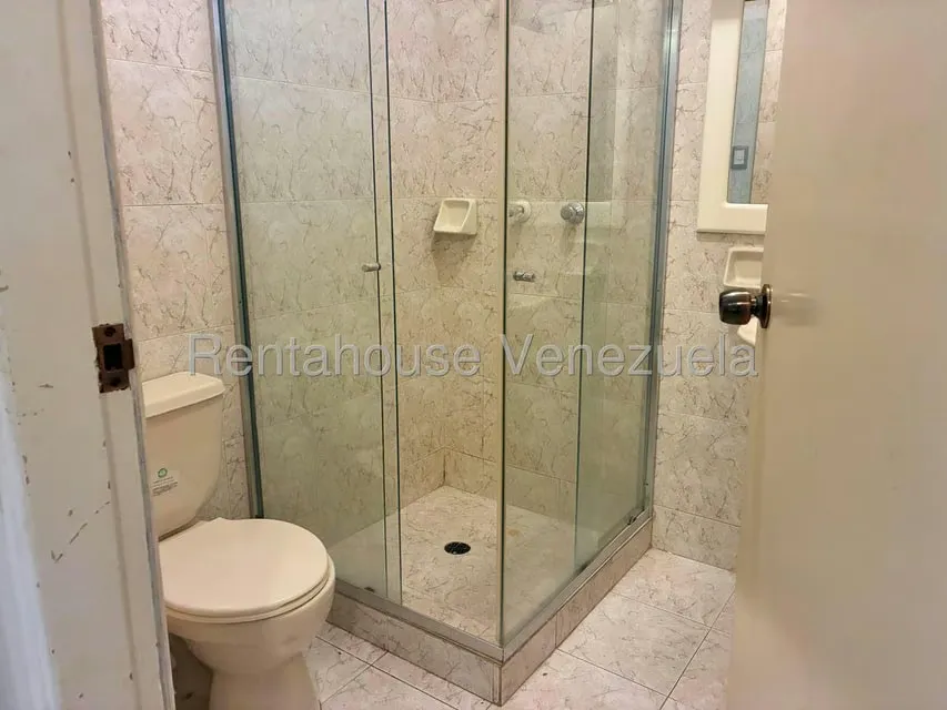 Apartamento (1 Nivel) en Alquiler en Plaza Alonso, Zulia - 11