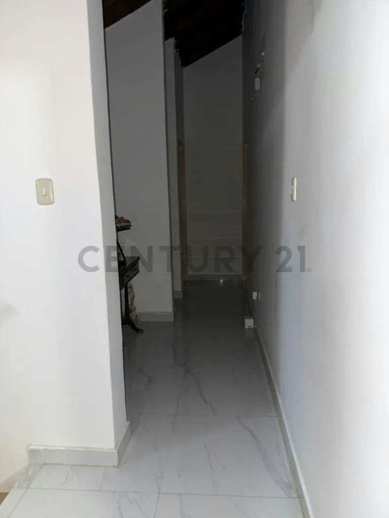 En venta Townhouse Chalet tipo americano en C.R. Agua Santa - 12