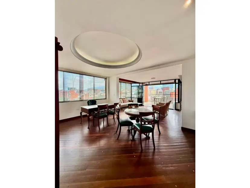 Se vende y/o alquila PH Triplex 270m2 4h/6b/2p El Rosal