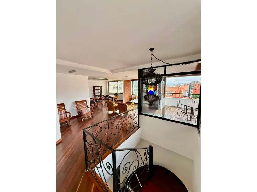 Se vende y/o alquila PH Triplex 270m2 4h/6b/2p El Rosal - 2