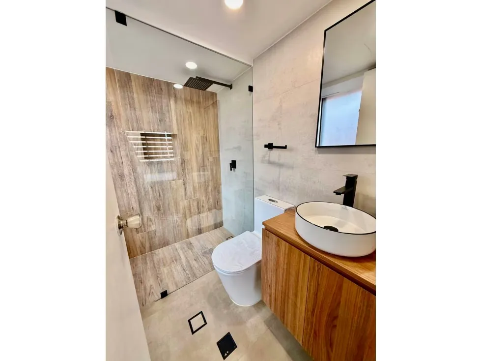 Se vende y/o alquila PH Triplex 270m2 4h/6b/2p El Rosal - 16