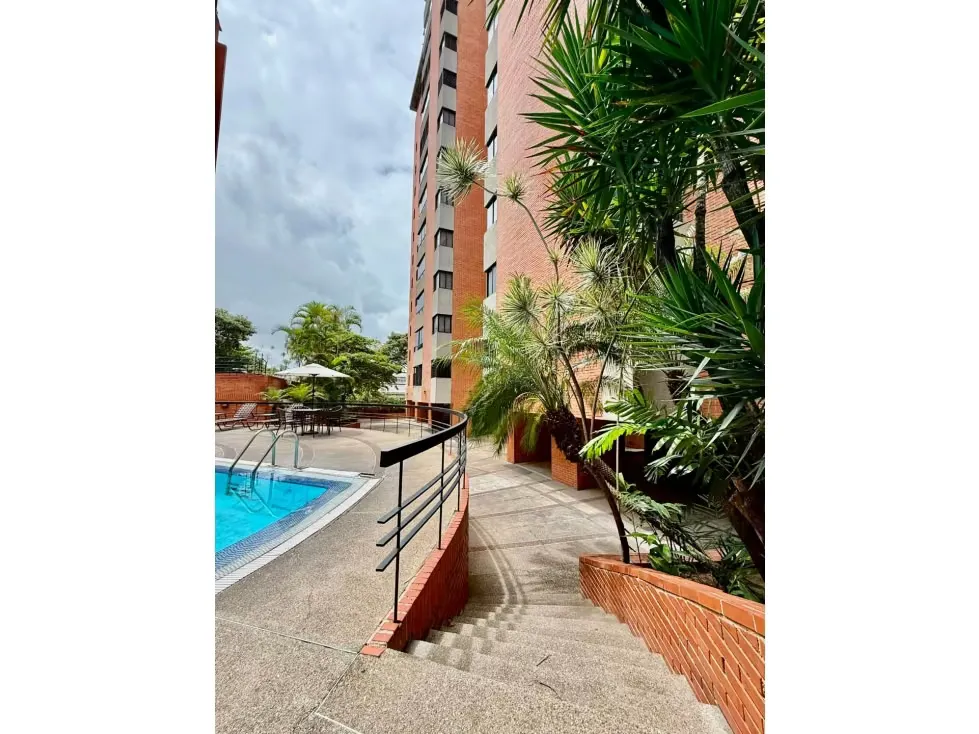 Se vende y/o alquila PH Triplex 270m2 4h/6b/2p El Rosal - 26