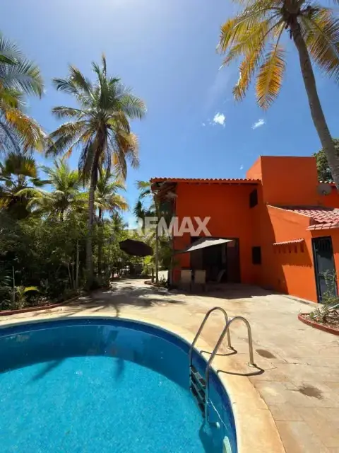 CASA TIPO RANCHO