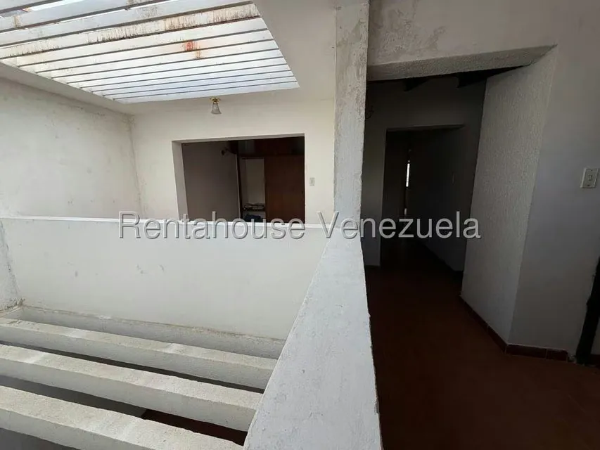 Casa (Duplex) en Venta en Colinas de Bello Monte, Distrito Metropolitano - 11