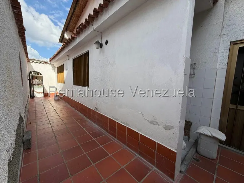 Casa (Duplex) en Venta en Colinas de Bello Monte, Distrito Metropolitano - 27