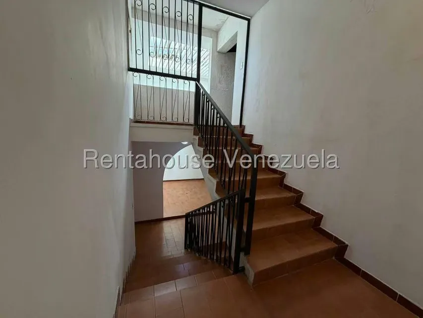 Casa (Duplex) en Venta en Colinas de Bello Monte, Distrito Metropolitano - 10