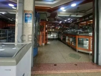 Edificio Comercial en venta en plena Avenida sector Tocuyito - 6