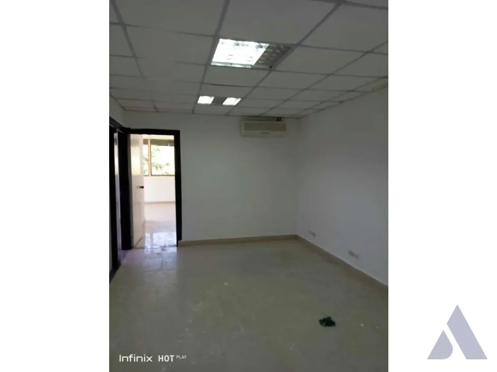 Alquilo oficina/azotea industria 320m2 Boleita Norte 4369 - 8