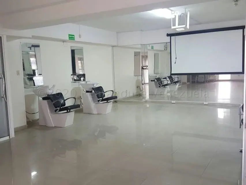Comercial (Local Comercial) en Venta en Zona Centro, Aragua - 16