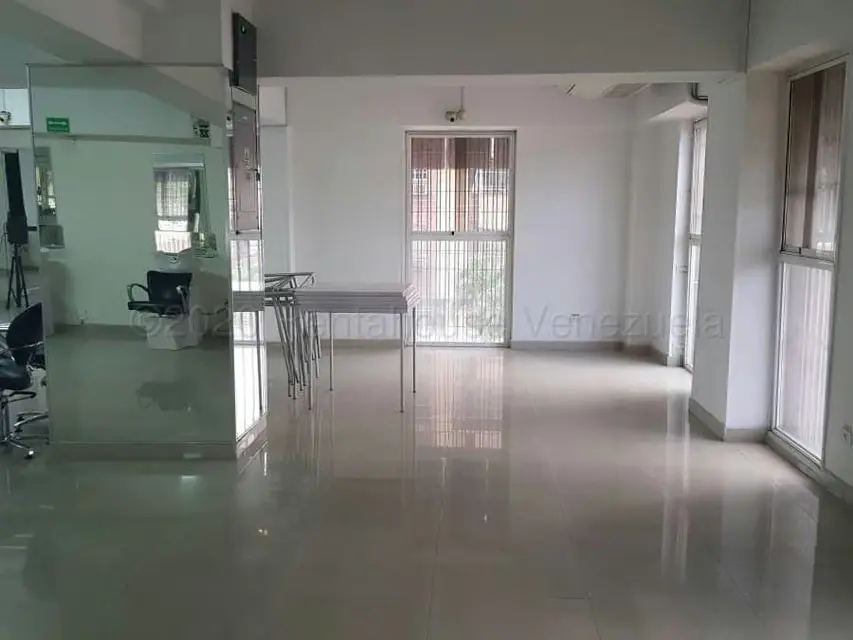 Comercial (Local Comercial) en Venta en Zona Centro, Aragua - 2