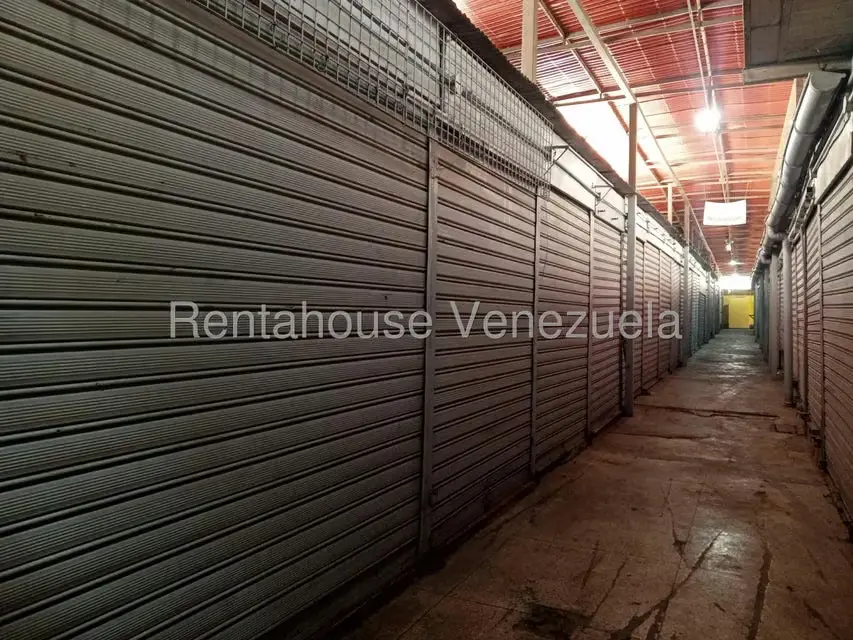 Local Comercial en Venta en Parroquia Santa Teresa, Distrito Metropolitano - 15