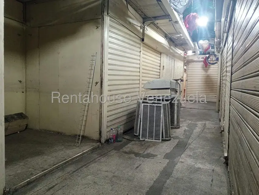 Local Comercial en Venta en Parroquia Santa Teresa, Distrito Metropolitano - 18