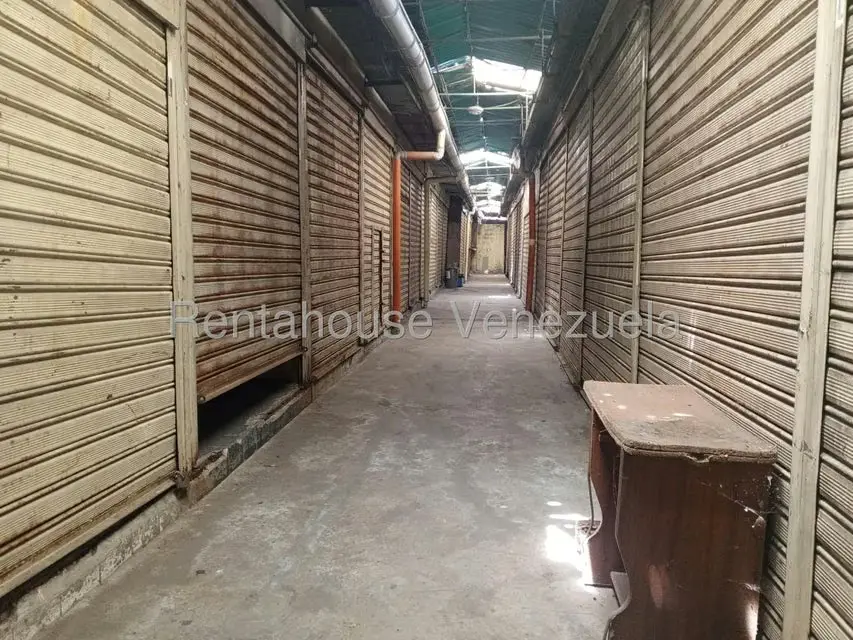 Local Comercial en Venta en Parroquia Santa Teresa, Distrito Metropolitano - 23