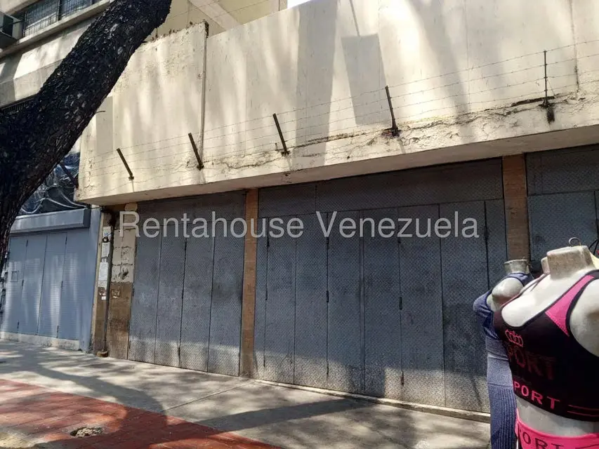 Local Comercial en Venta en Parroquia Santa Teresa, Distrito Metropolitano - 25