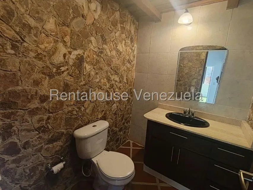 Apartamento (Multiples Niveles) en Alquiler en Bosques de la Lagunita, Distrito Metropolitano - 7