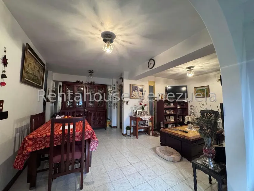 Apartamento (1 Nivel) en Venta en La Urbina, Distrito Metropolitano - 9
