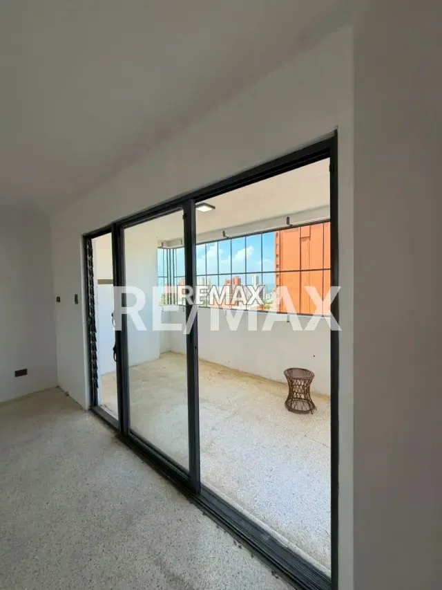 Apartamento en venta en edificio Neptuno, sector la virginia - 12