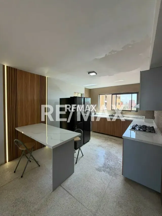 Apartamento en venta en edificio Neptuno, sector la virginia - 3