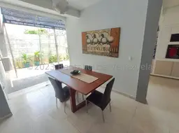 View 10