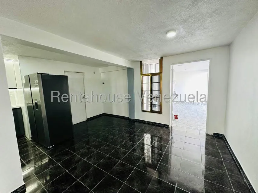 Casa (1 Nivel) en Venta en Ciudad Jardin, Aragua - 16