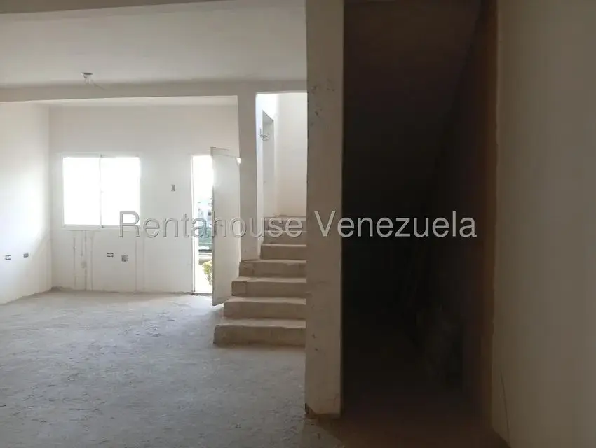Townhouse (Duplex) en Venta en Avenida 34, Zulia - 5