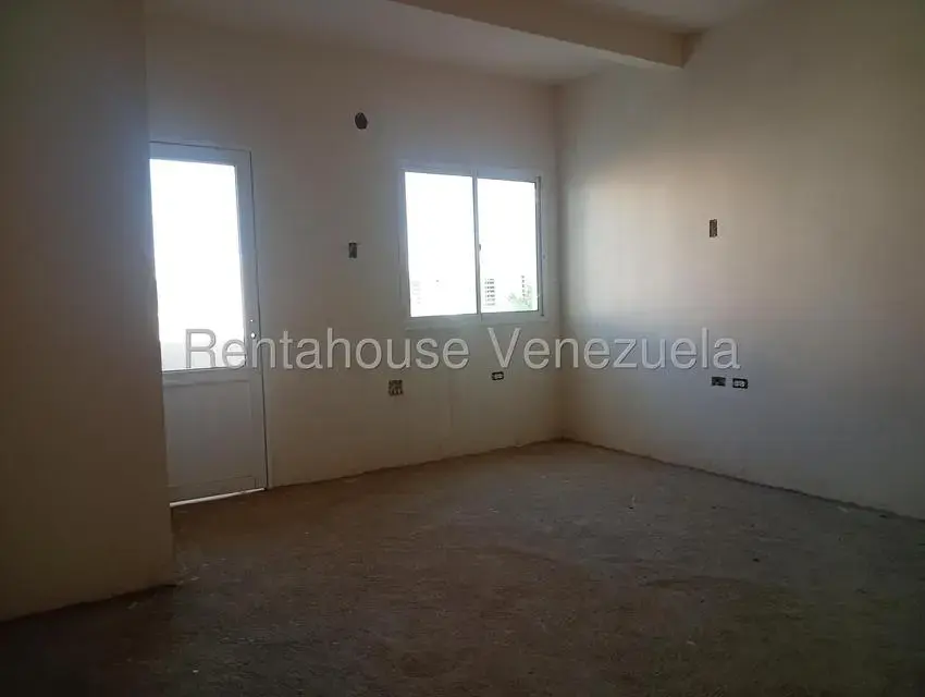 Townhouse (Duplex) en Venta en Avenida 34, Zulia - 7