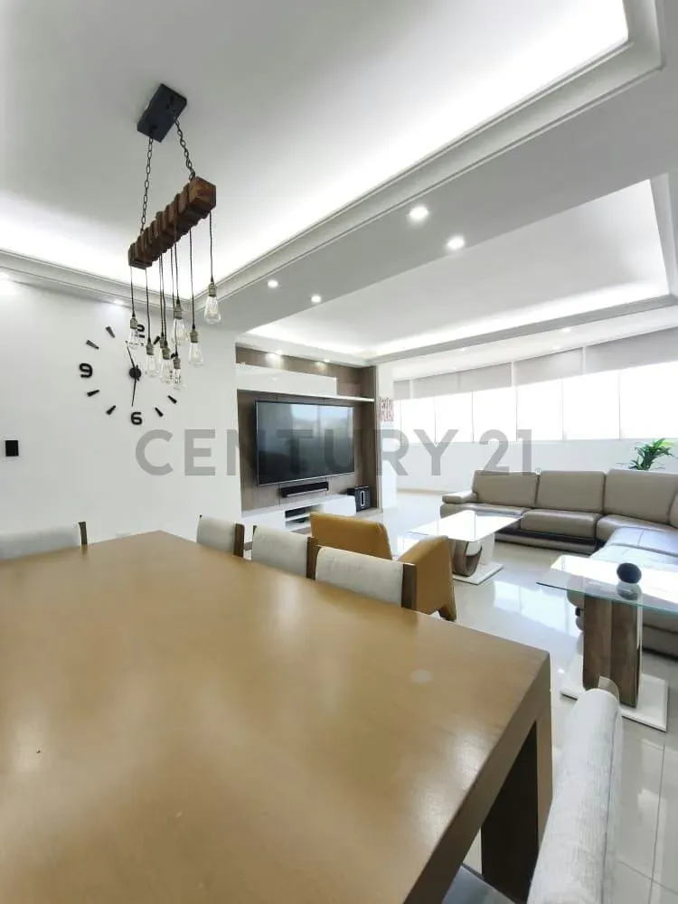 Apartamento en venta, Residencias Karola, Av Bolivar de Lecheria - 7