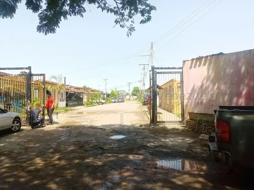 Terreno (Comercial) en Venta en Flor Amarillo, Carabobo