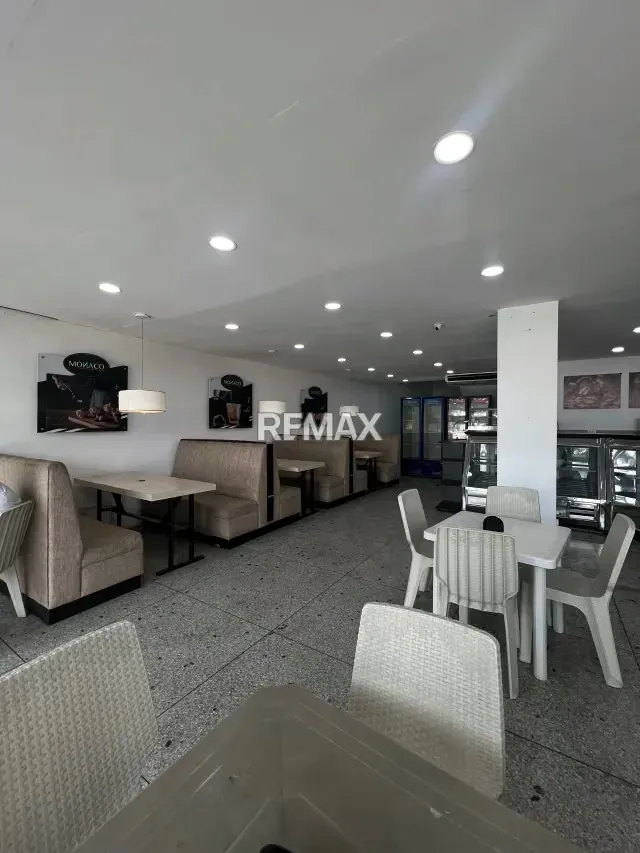 Excelente oportunidad comercial: local equipado con inventario completo en Naguanagua - 15