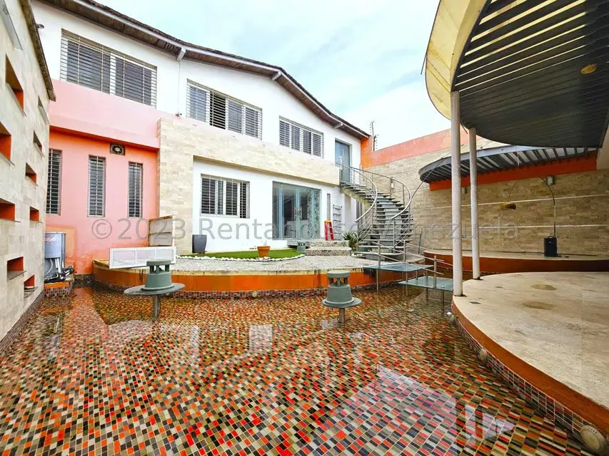 Casa (Duplex) en Venta en Zona Este, Lara - 28