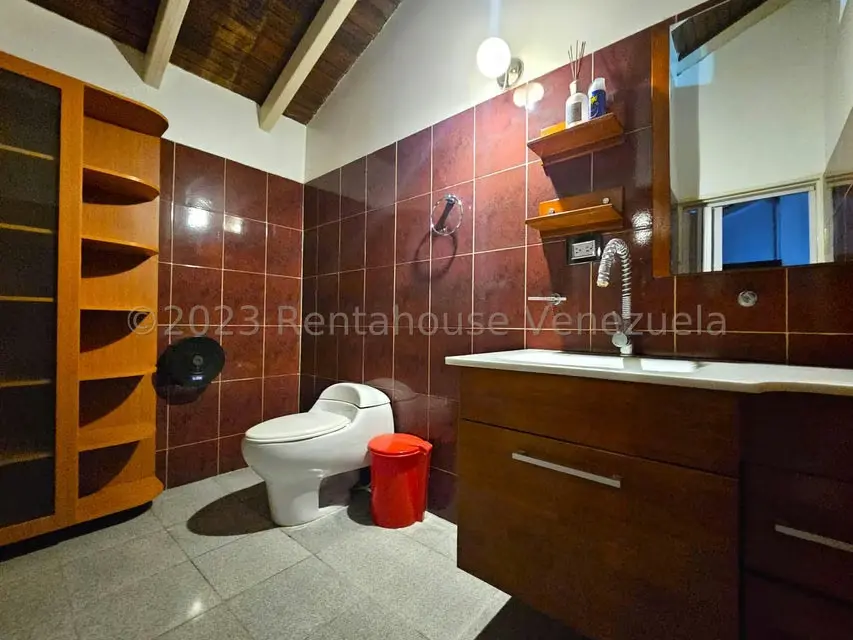Casa (Duplex) en Venta en Zona Este, Lara - 37