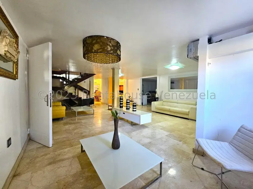 Casa (Duplex) en Venta en Zona Este, Lara - 4