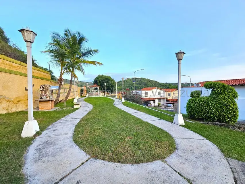 Casa (Duplex) en Venta en Zona Este, Lara - 57