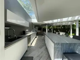 View 10
