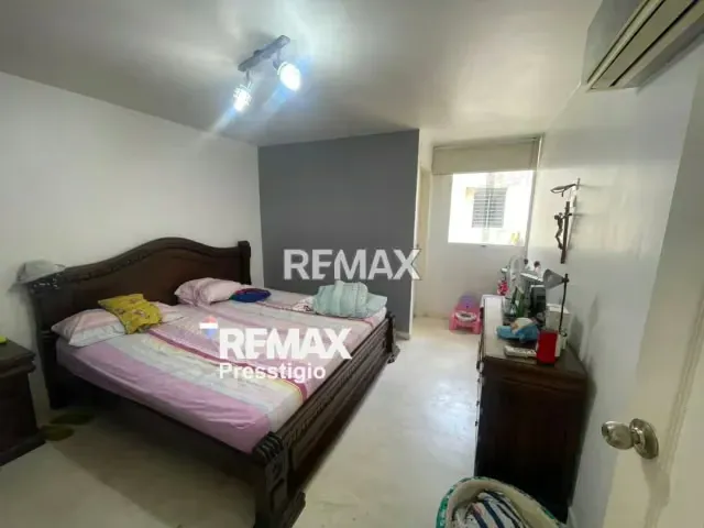 Apartamento en Alquiler - 2
