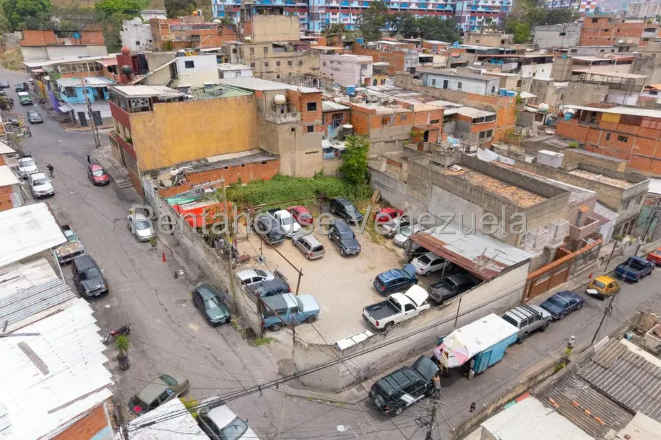 Terreno (Comercial) en Venta en Catia, Distrito Metropolitano - 5