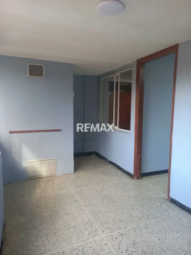 Apartamento en Venta, Resd. Katy, Calle 84A con Av 13 - 16