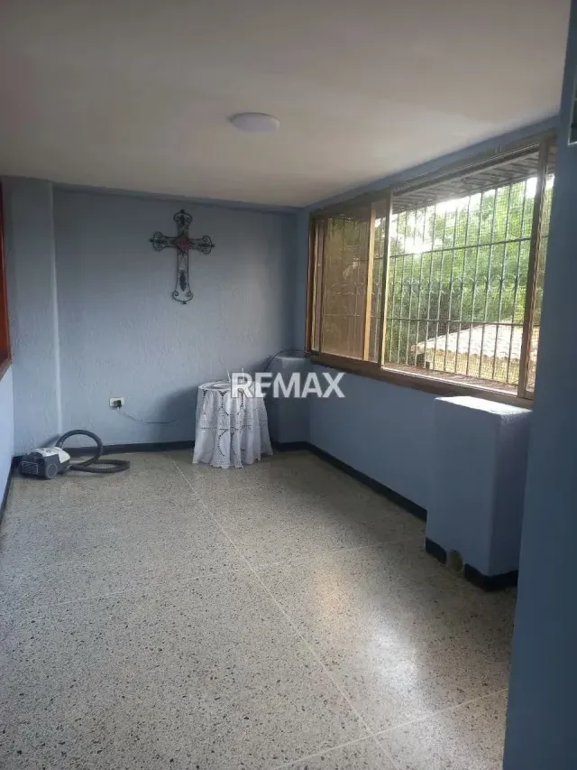 Apartamento en Venta, Resd. Katy, Calle 84A con Av 13 - 17