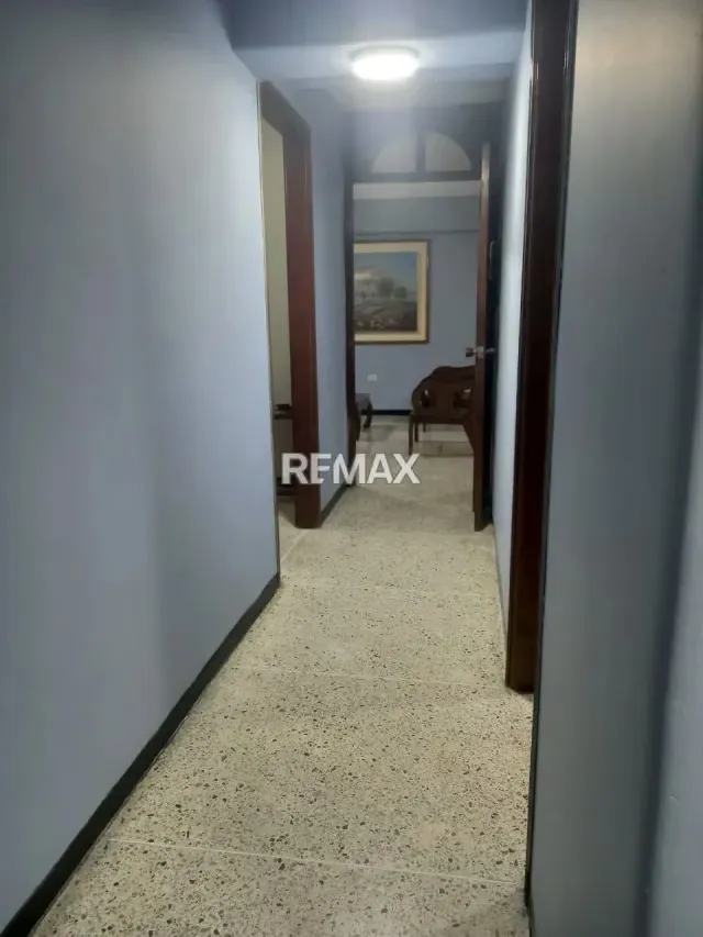 Apartamento en Venta, Resd. Katy, Calle 84A con Av 13 - 5