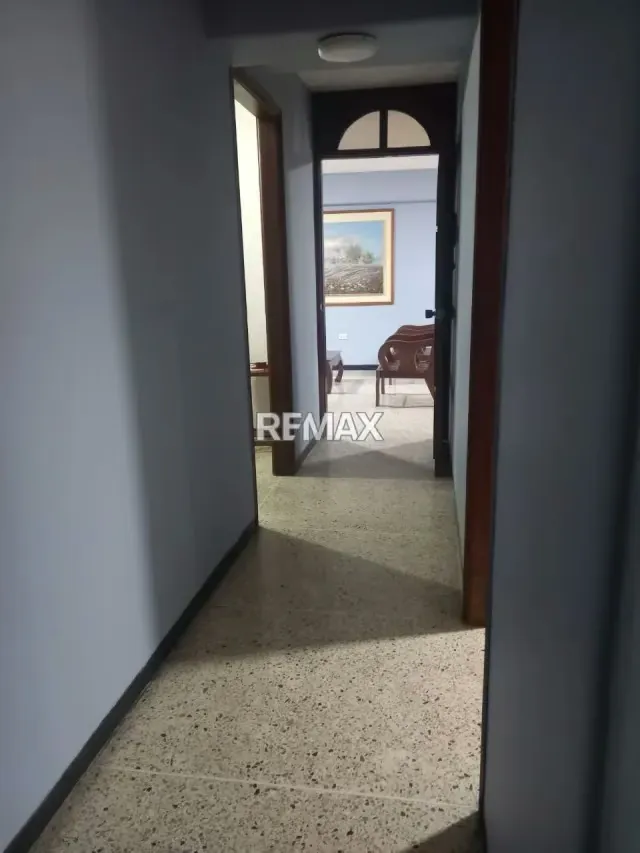 Apartamento en Venta, Resd. Katy, Calle 84A con Av 13 - 6