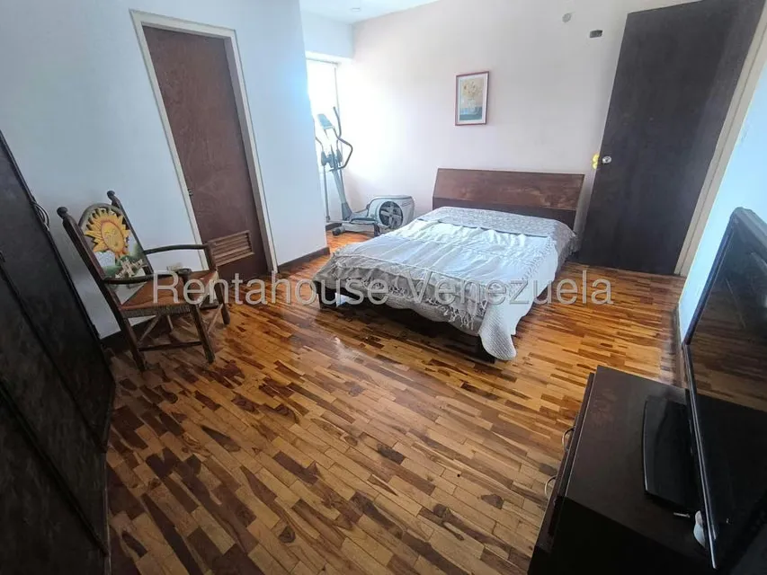 Apartamento (1 Nivel) en Venta en Los Samanes, Distrito Metropolitano - 28
