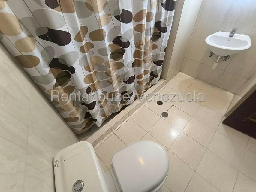 Apartamento (1 Nivel) en Venta en Los Samanes, Distrito Metropolitano - 30