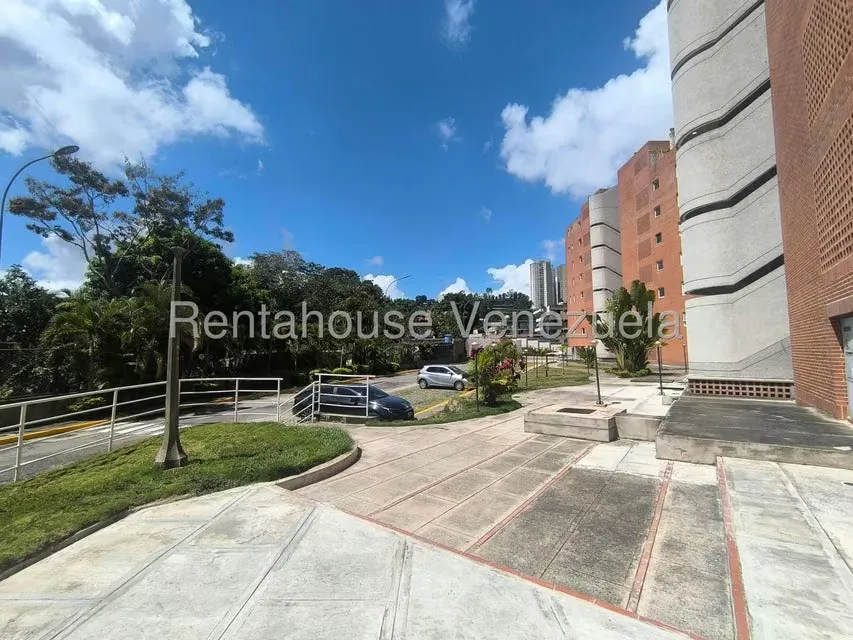 Apartamento (1 Nivel) en Venta en Los Samanes, Distrito Metropolitano - 4